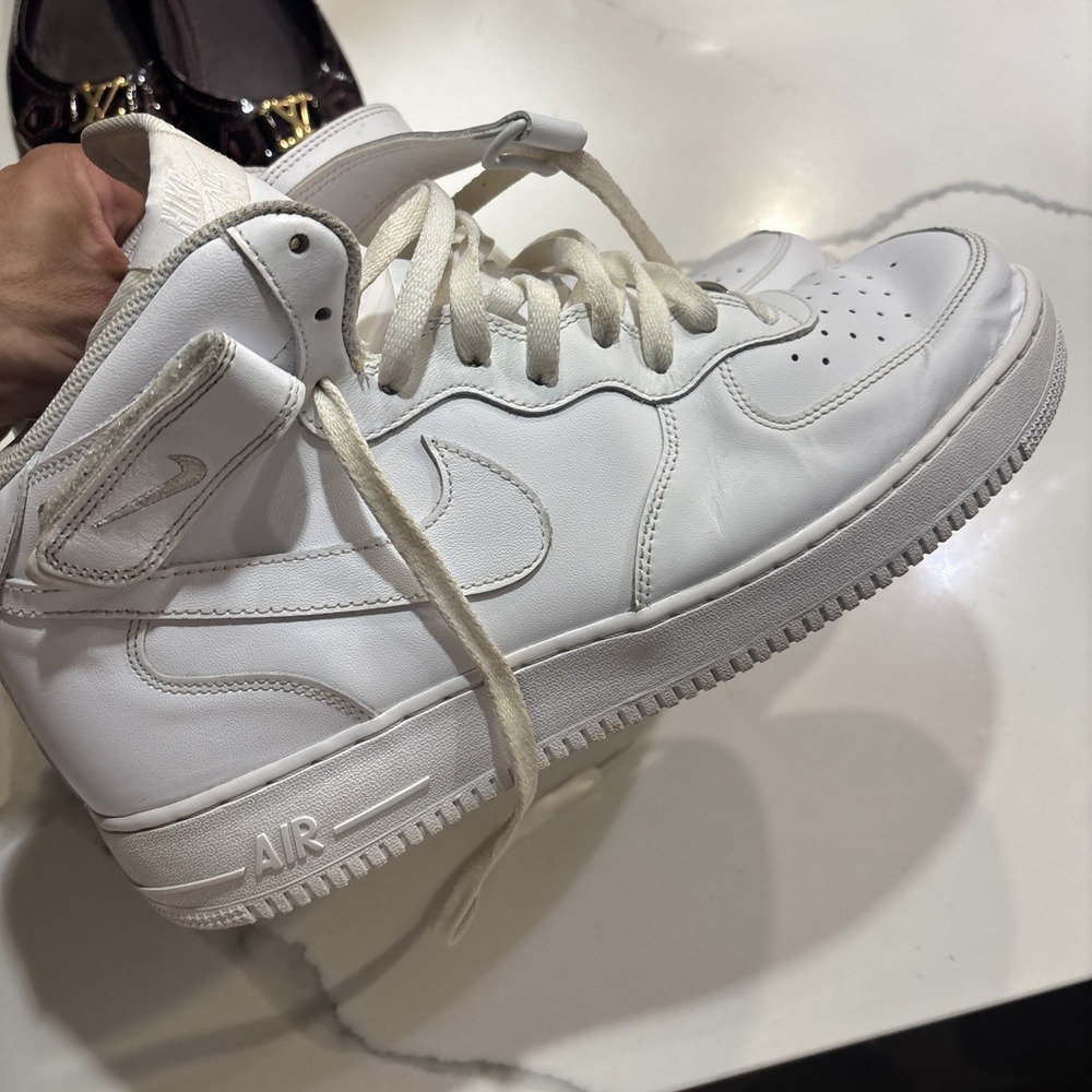 Size 14 - Nike Men's Air Force 1 '07 Mid Triple White